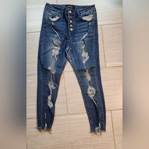 Indigo Rein Bottom Fly Woman,Jr,Jean Ripped Cropped size 13/30